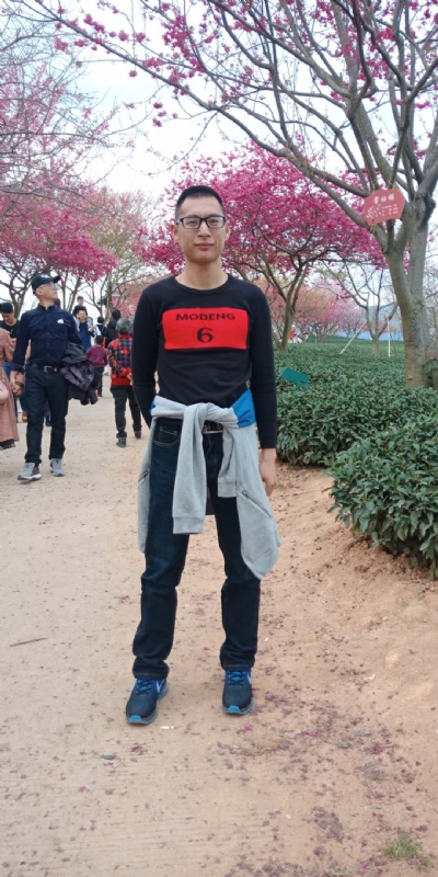 小梁的第一张照片--福安征婚网