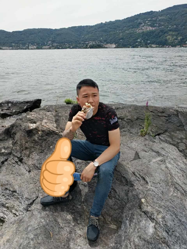 绚烂背后的平淡的第一张照片--福安征婚网