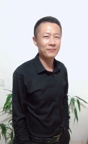 地huhi的第一张照片--福安征婚网