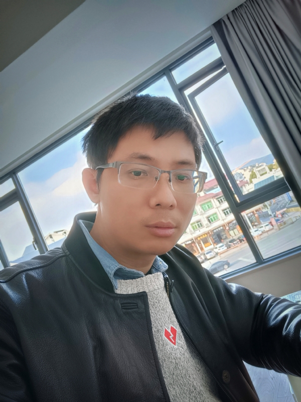 也许只是缺少一个拥抱的第二张照片--福安征婚网