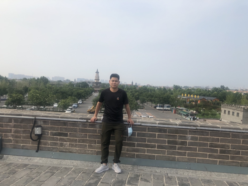 123.向左向右的第一张照片--福安征婚网