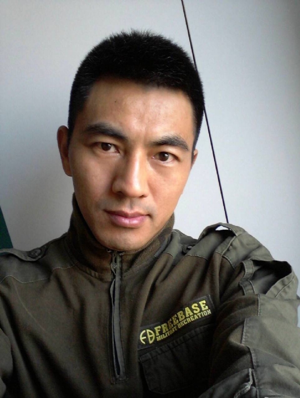 鐵血柔情的第一张照片--福安征婚网