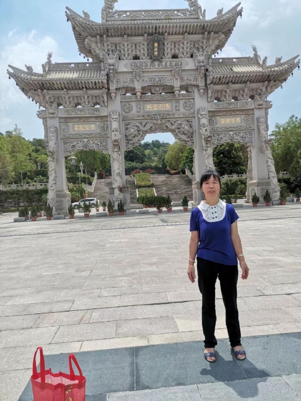 面朝大海春暖花开的第一张照片--福安征婚网