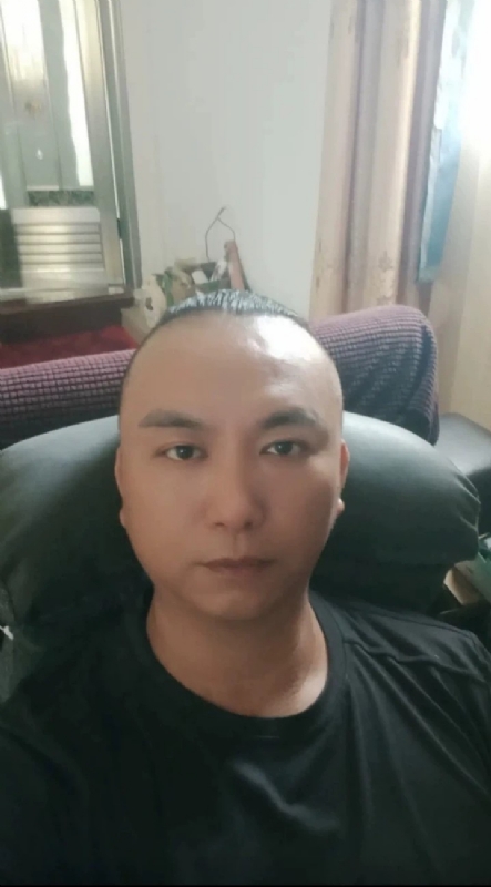 施逸森的第一张照片--福安征婚网