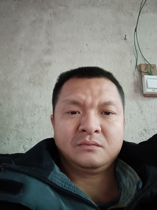 兰成龙的第二张照片--福安征婚网