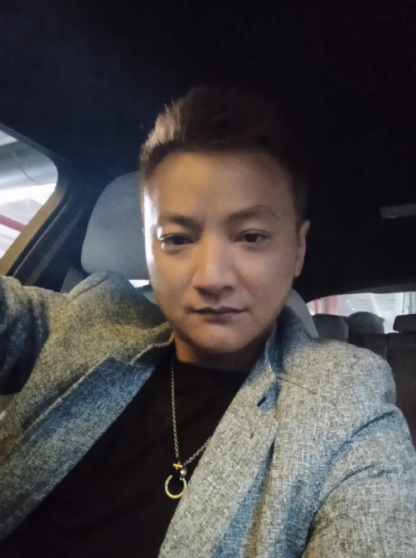 夜、有雨敲窗的第三张照片--福安征婚网