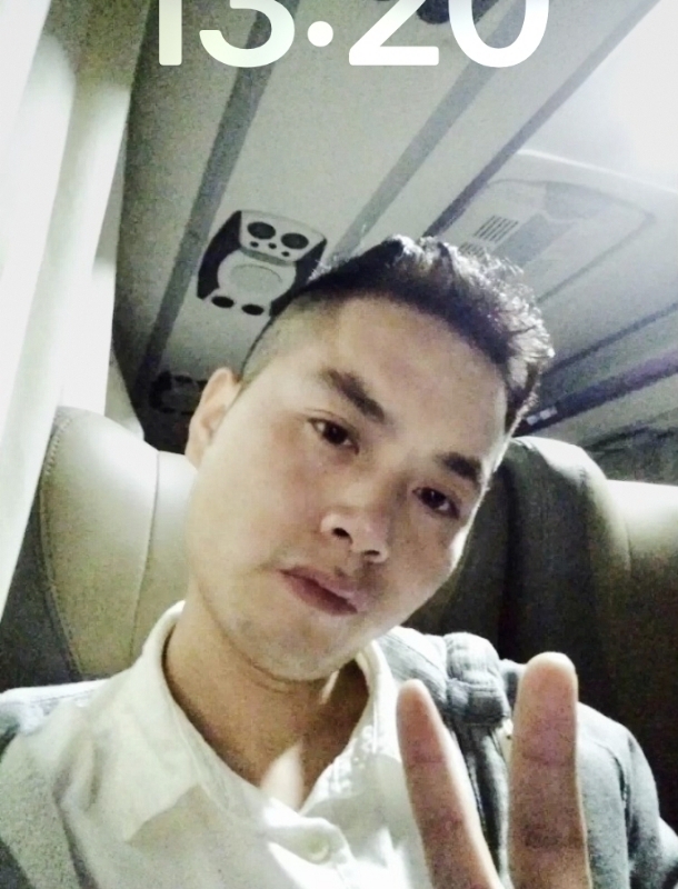 飞扬蓝天的第一张照片--福安征婚网